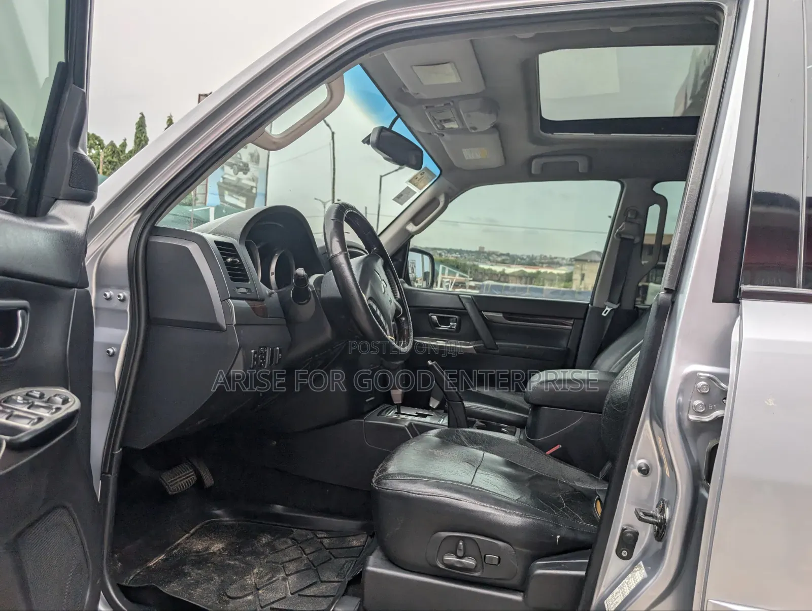Mitsubishi Pajero 3.8 V6 GLS/GLX 2012 Silver