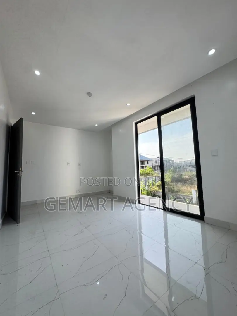 4bdrm House in East Legon Hills for sale
