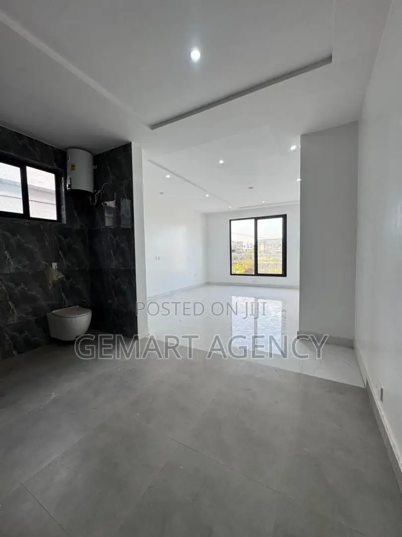 4bdrm House in East Legon Hills for sale