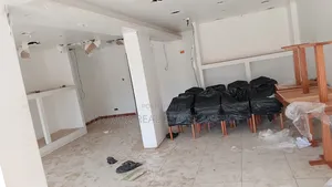 3in 1shop for Rent at Achimota.