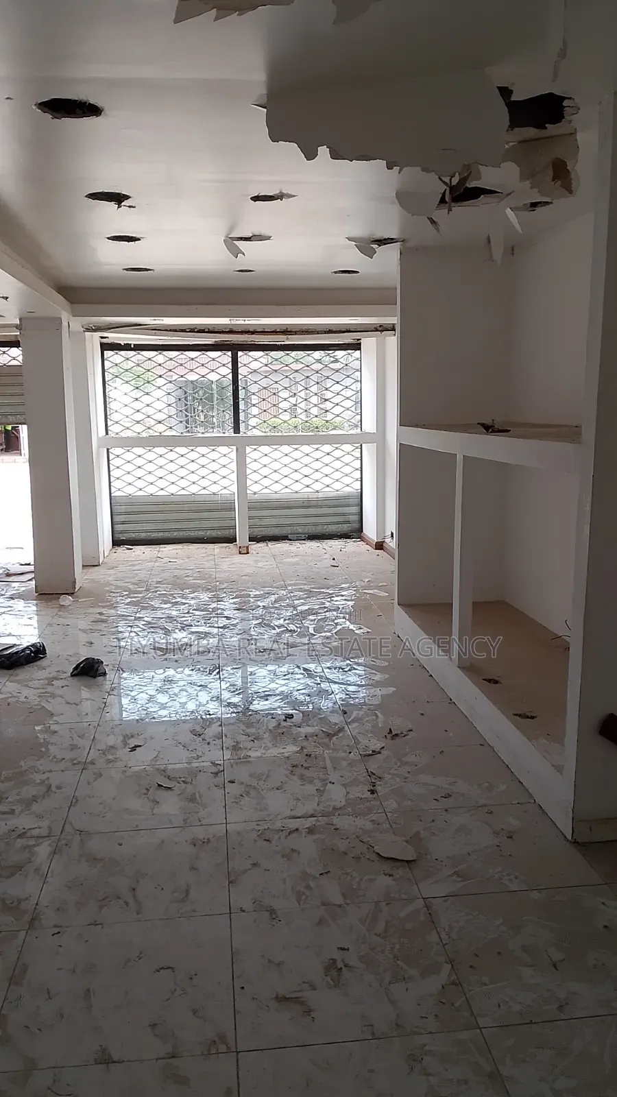 3in 1shop for Rent at Achimota.