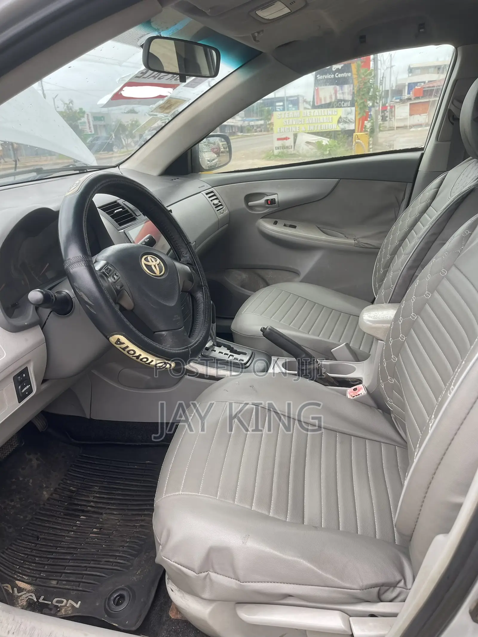 Toyota Corolla LE 4dr Sedan (1.8L 4 cyl 4A) 2009 Silver