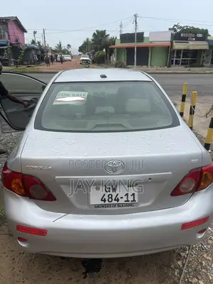 Toyota Corolla LE 4dr Sedan (1.8L 4 cyl 4A) 2009 Silver