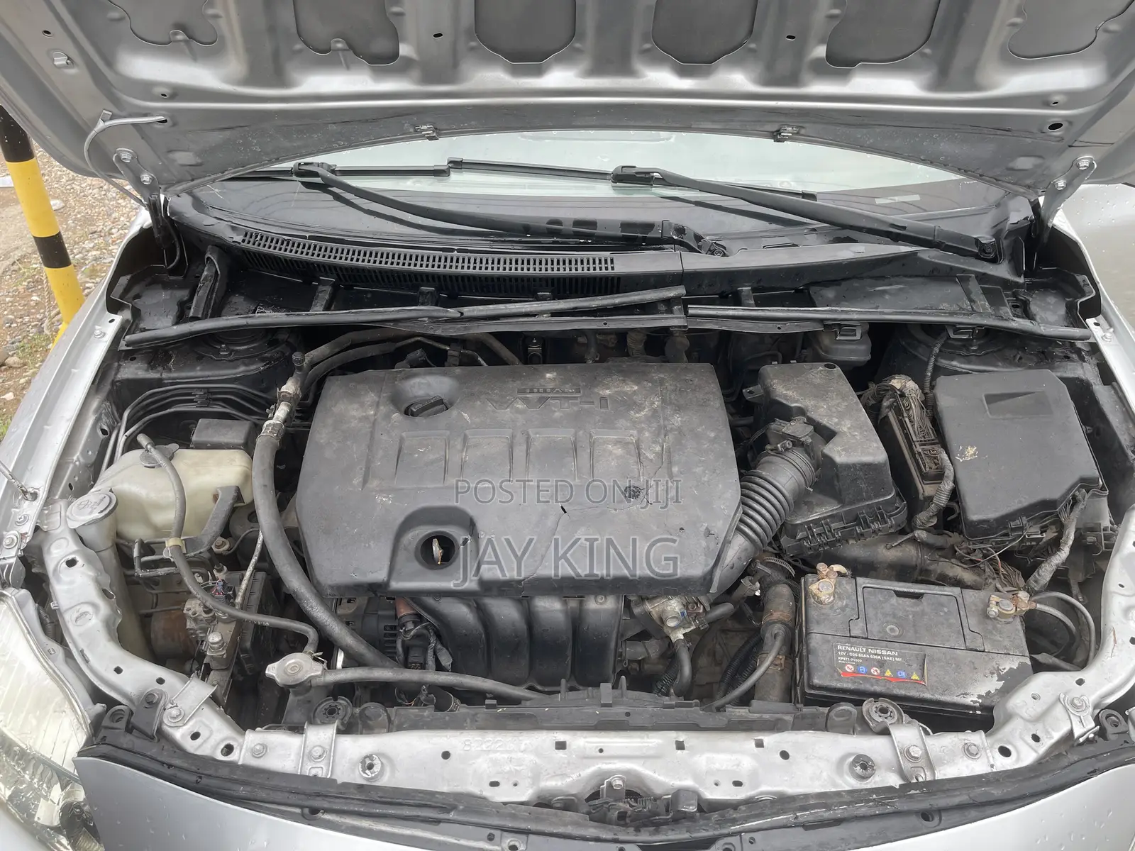 Toyota Corolla LE 4dr Sedan (1.8L 4 cyl 4A) 2009 Silver