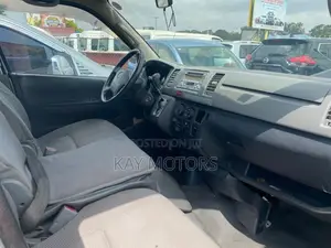 Toyota HiAce 2012 Grey