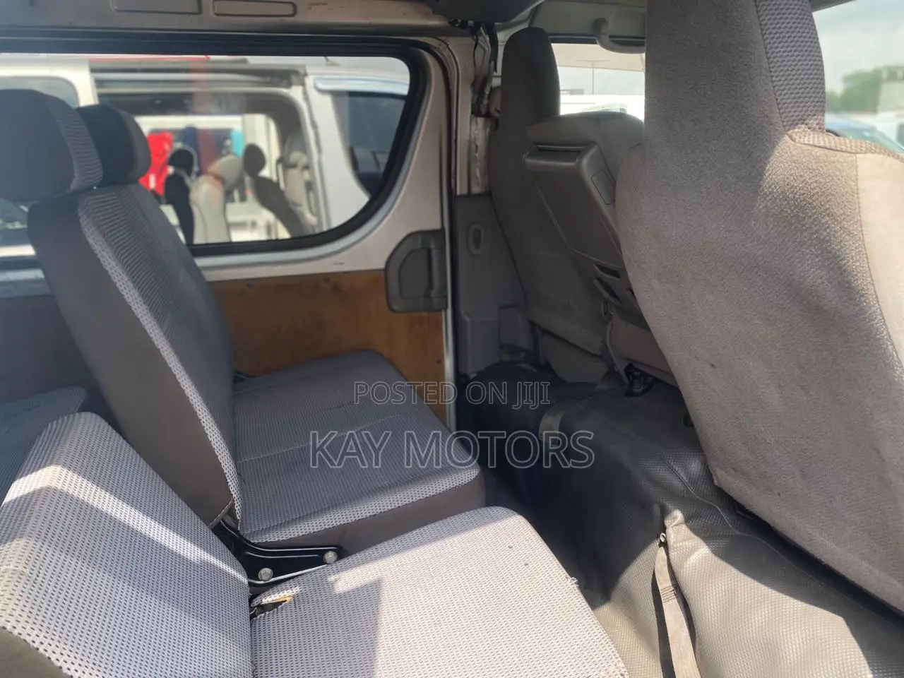 Toyota HiAce 2012 Grey