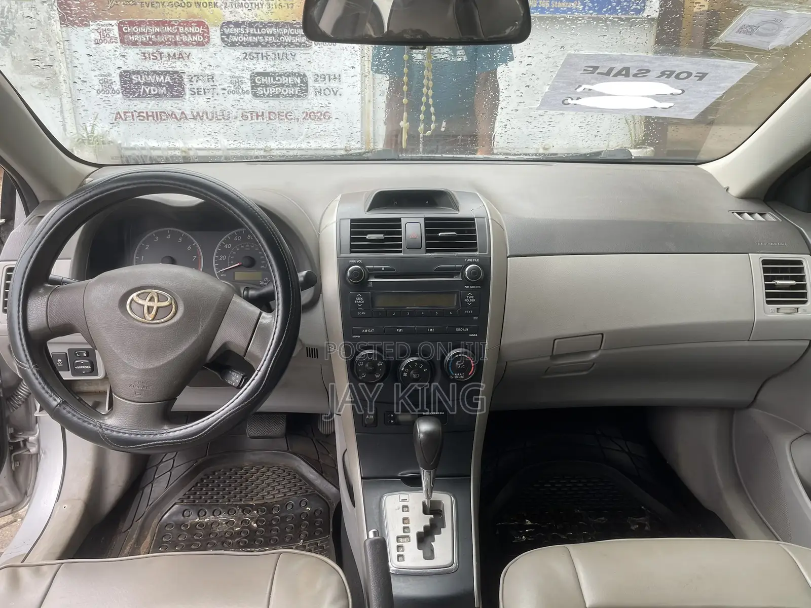 Toyota Corolla LE 4dr Sedan (1.8L 4cyl 4A) 2010 Silver