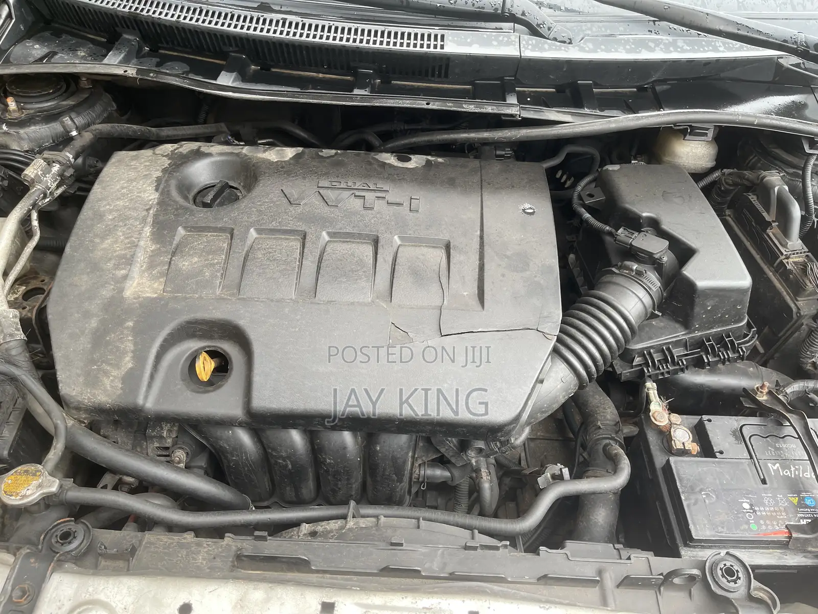 Toyota Corolla LE 4dr Sedan (1.8L 4cyl 4A) 2010 Silver