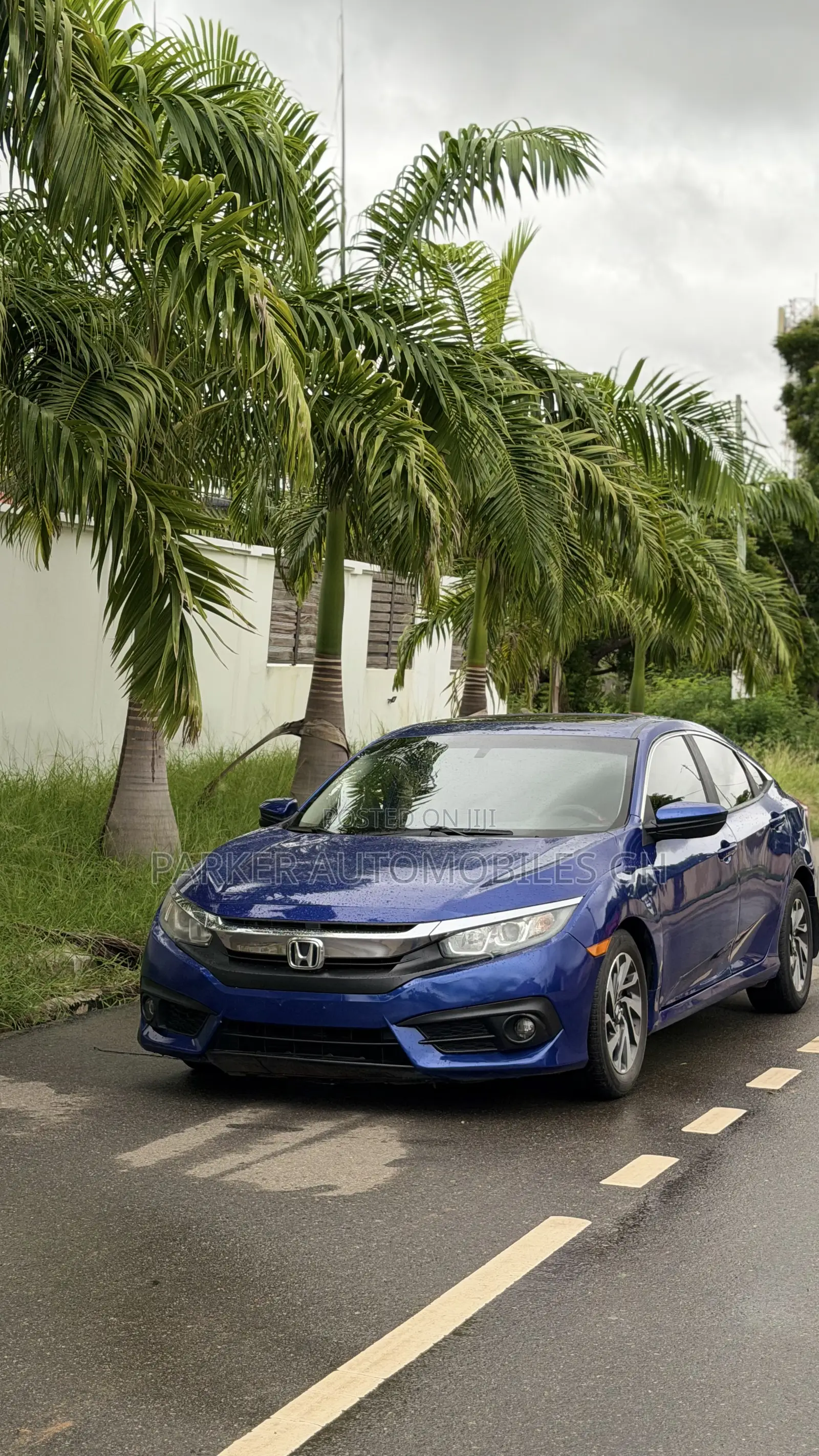 Honda Civic EX 4dr Sedan (2.0L 4cyl) 2017 Blue