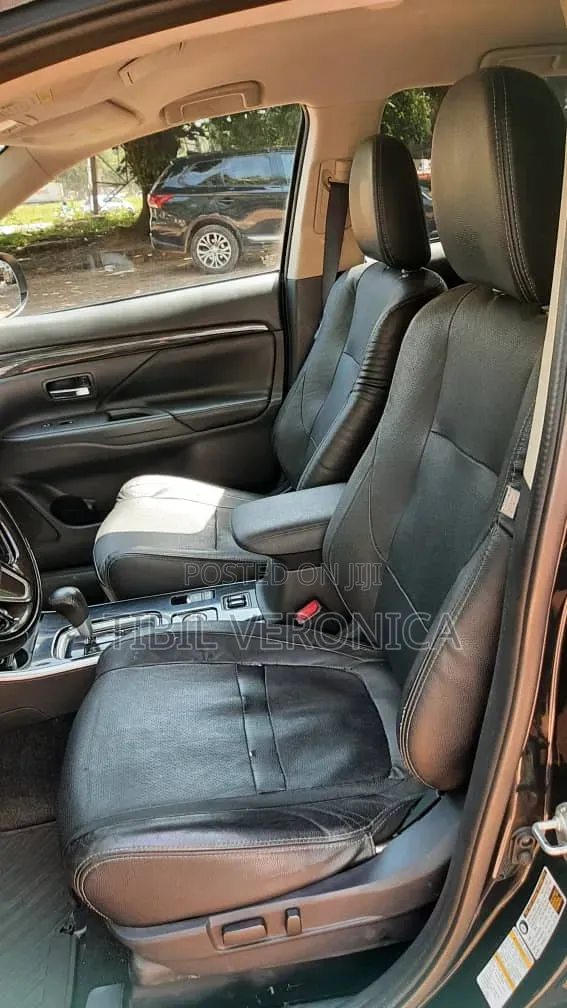 Mitsubishi Outlander 2.4 PHEV AWD 2017 Black