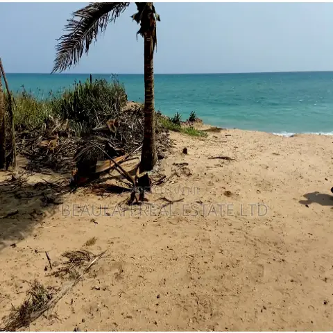 Title Registered Beachfront Land For Sale – Ningo Kpongunor, Prampram