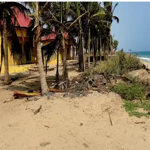 Title Registered Beachfront Land For Sale – Ningo Kpongunor, Prampram