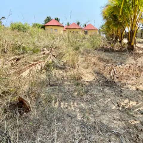 Title Registered Beachfront Land For Sale – Ningo Kpongunor, Prampram