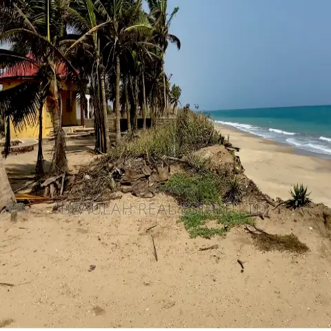 Title Registered Beachfront Land For Sale – Ningo Kpongunor, Prampram