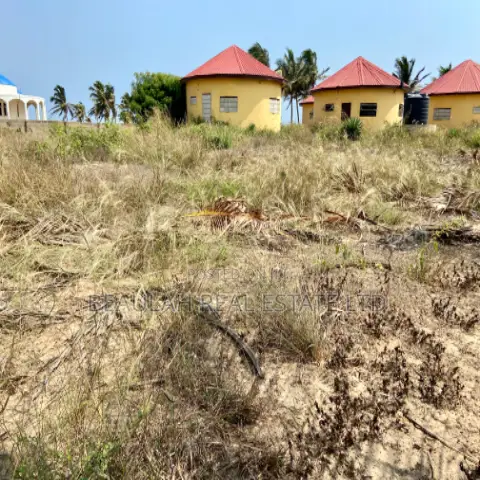 Title Registered Beachfront Land For Sale – Ningo Kpongunor, Prampram