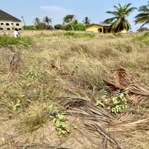 Title Registered Beachfront Land For Sale – Ningo Kpongunor, Prampram