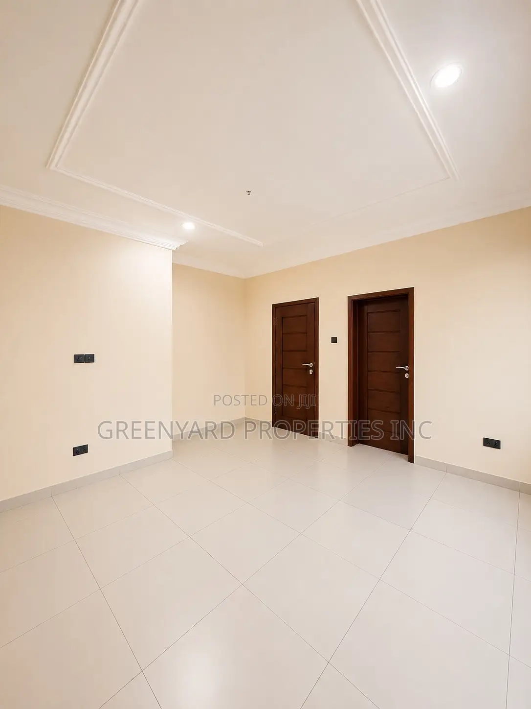 4bdrm House in A&C Mall, East Legon for rent