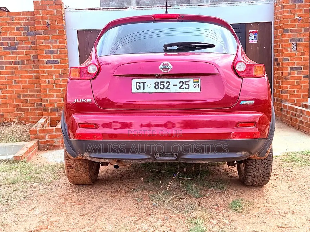 Nissan Juke SL 4dr Hatchback (1.6L 4cyl Turbo CVT) 2015 Red