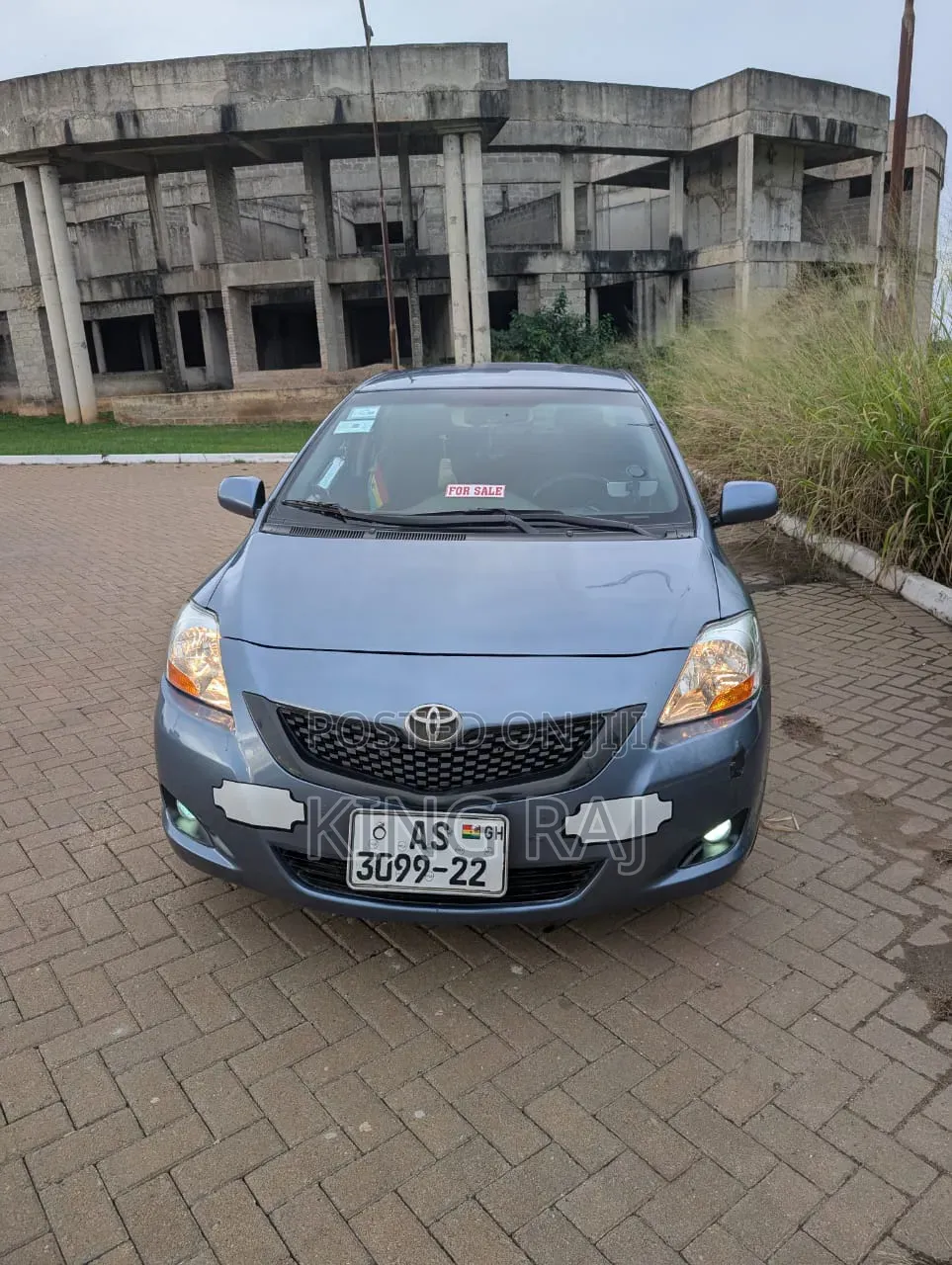 Toyota Yaris L Hatchback 5dr 2012 Blue