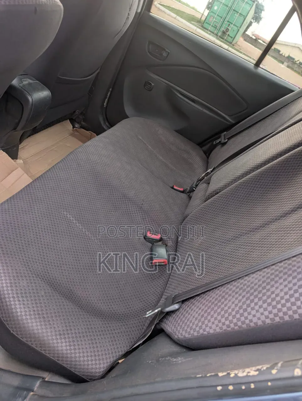 Toyota Yaris L Hatchback 5dr 2012 Blue