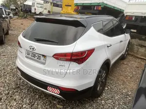 Hyundai Santa Fe 2014 White