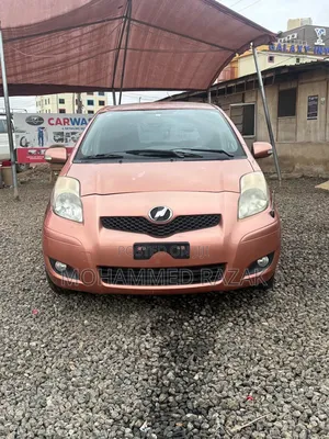 Toyota Vitz 1.5 FWD 3dr 2010 Pink