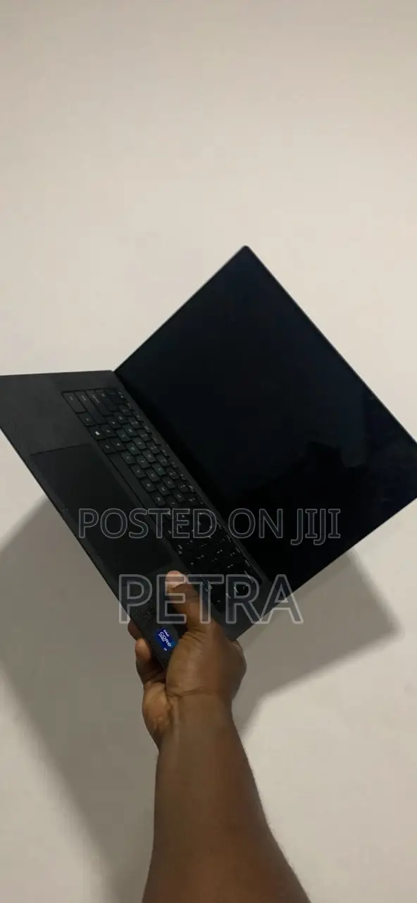 Laptop Dell Precision 5570 32GB Intel Core i7 SSD 1T