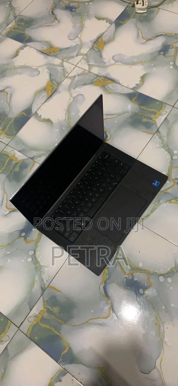 Laptop Dell Precision 5570 32GB Intel Core i7 SSD 1T