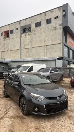 Toyota Corolla S 4dr Sedan (1.8L 4cyl CVT) 2015 Blue