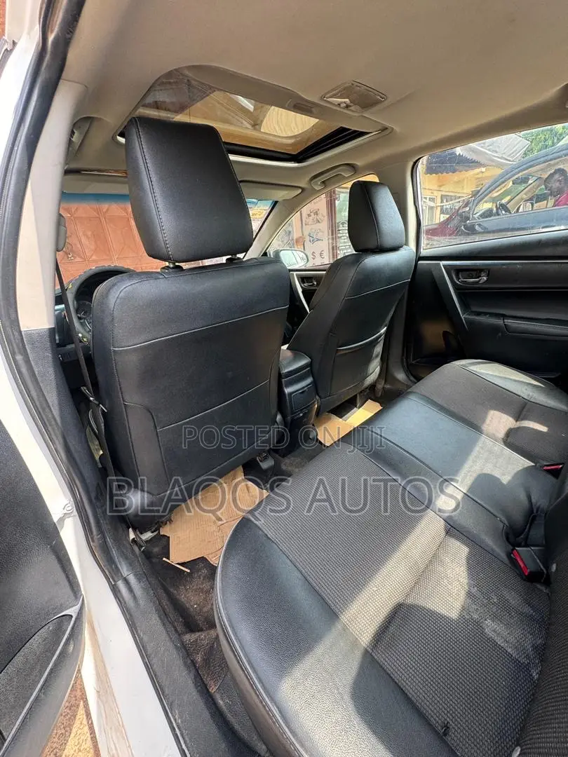 Toyota Corolla 2015 White