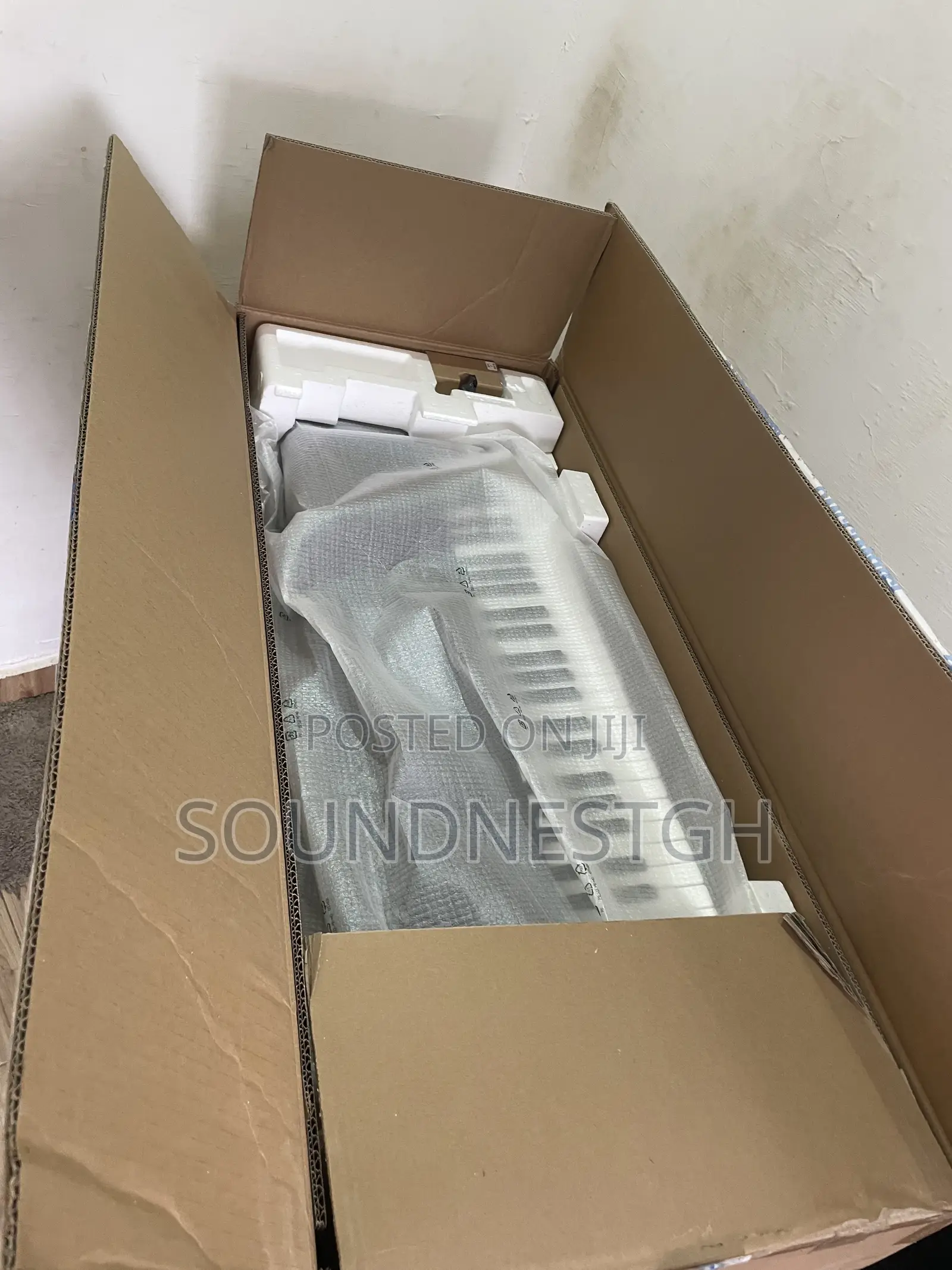 Yamaha Modx6 (+Free Dust Cover)
