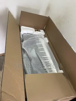 Yamaha Modx6 (+Free Dust Cover)