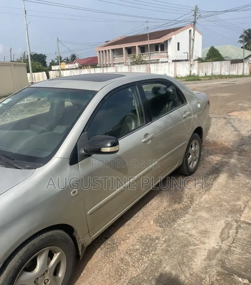 Toyota Corolla 2009 Silver