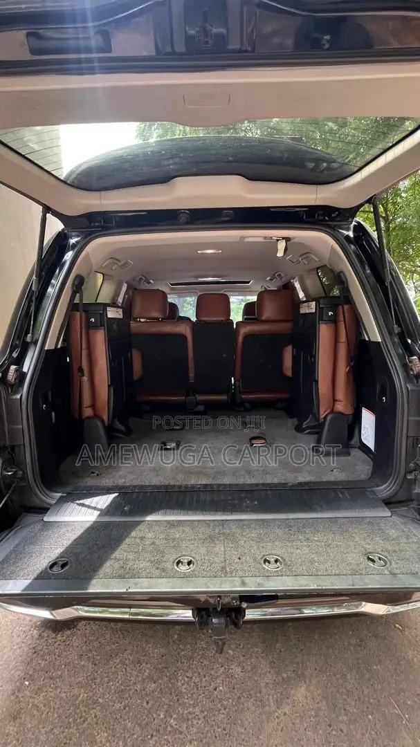 Toyota Land Cruiser 4.5 V8 VXR 2017 Black