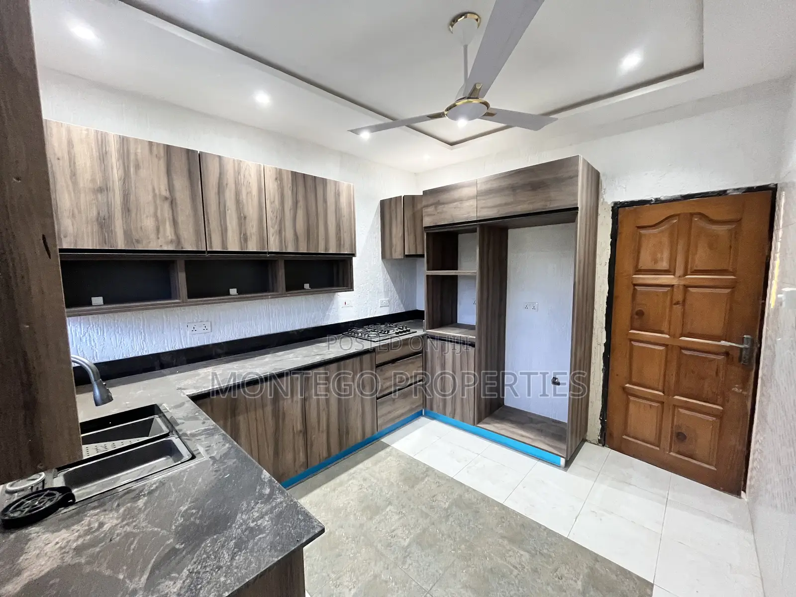 3bdrm House in West Trassacco, School Junction for rent