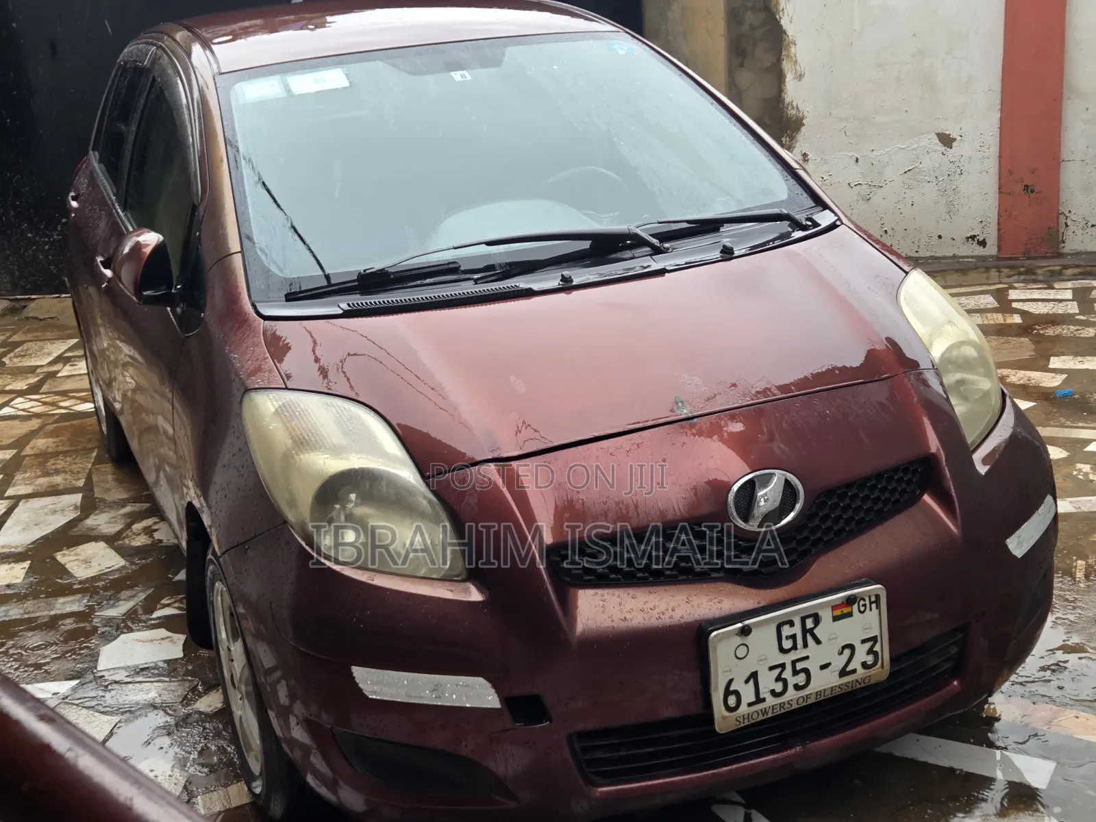 Toyota Vitz 2010 Brown