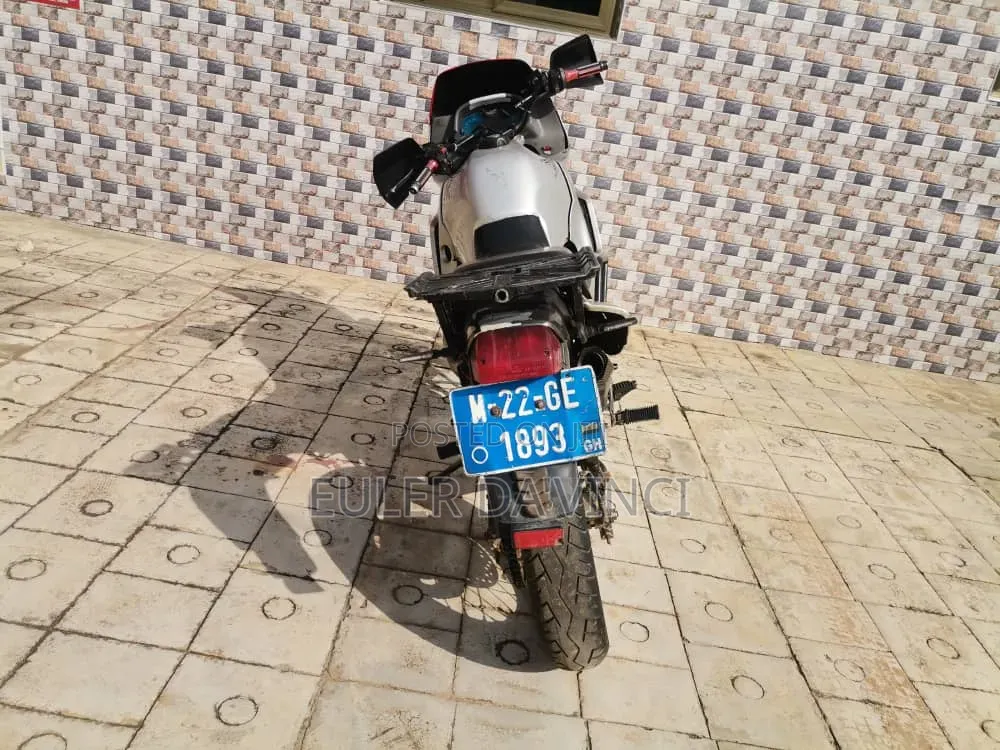 Honda Transalp XL600V 2015 Gray