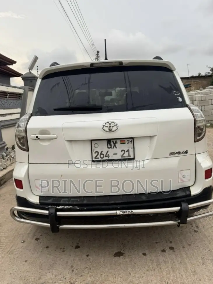 Toyota RAV4 2013 White