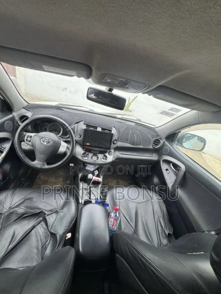 Toyota RAV4 2013 White