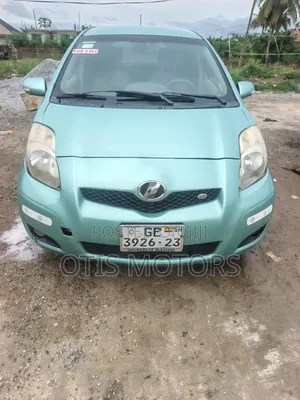 Toyota Vitz 1.3 FWD 3dr 2009 Green
