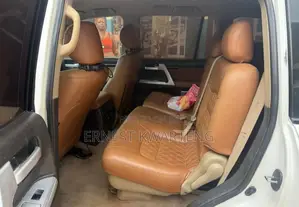 Toyota Land Cruiser 2013 White