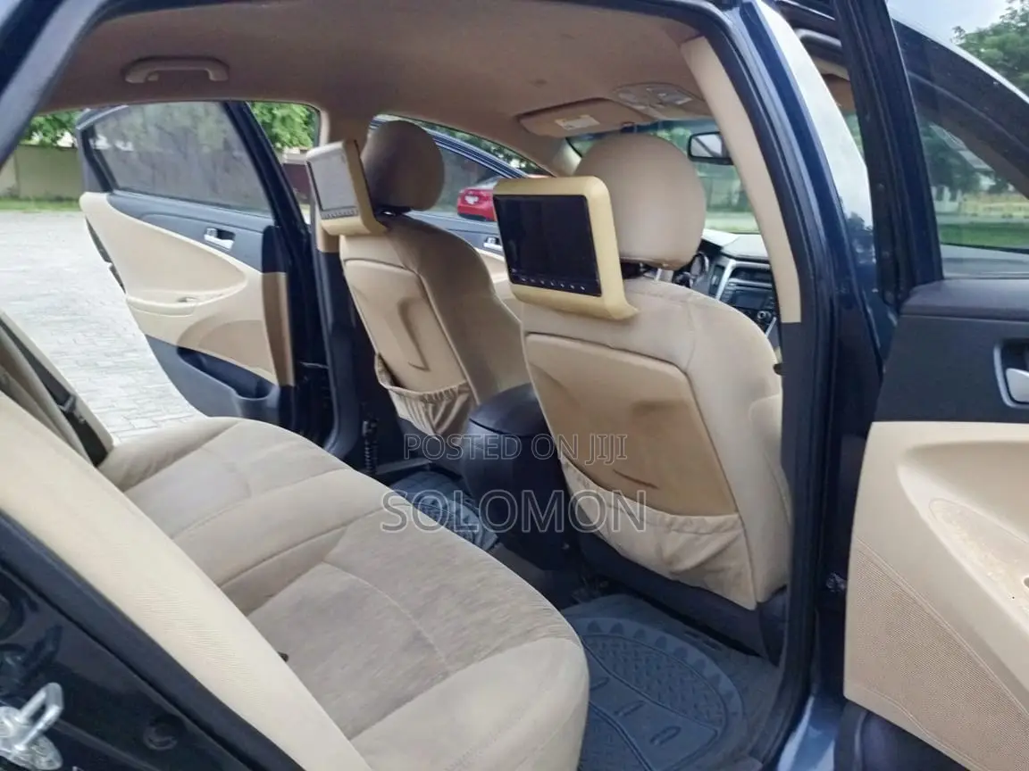 Hyundai Sonata Limited Sedan FWD (2.4L 4cyl 6A) 2013 Blue