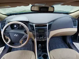 Hyundai Sonata Limited Sedan FWD (2.4L 4cyl 6A) 2013 Blue