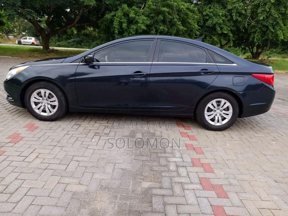 Hyundai Sonata Limited Sedan FWD (2.4L 4cyl 6A) 2013 Blue