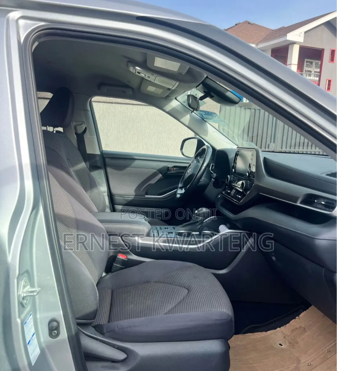 Toyota Highlander XLE 2021 Gray