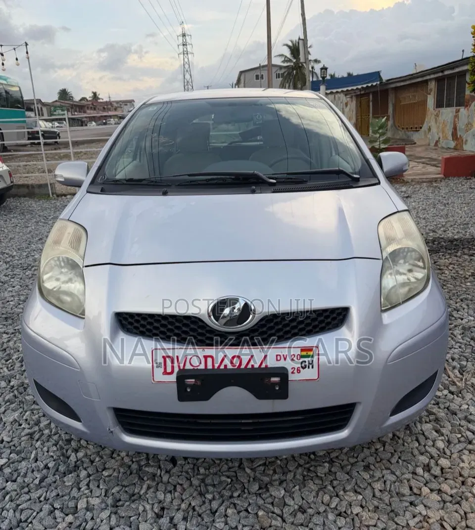 Toyota Vitz 2010