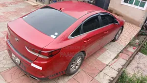 Hyundai Sonata SE 2018 Red