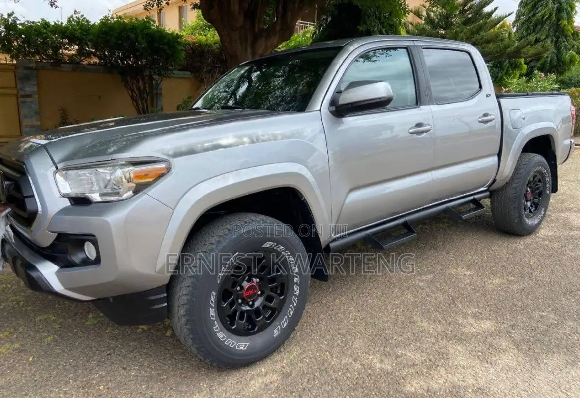 Toyota Tacoma 2021 Gray
