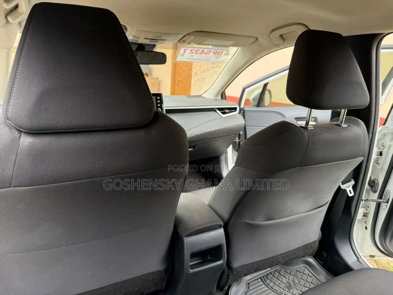 Toyota Corolla L 2020 White
