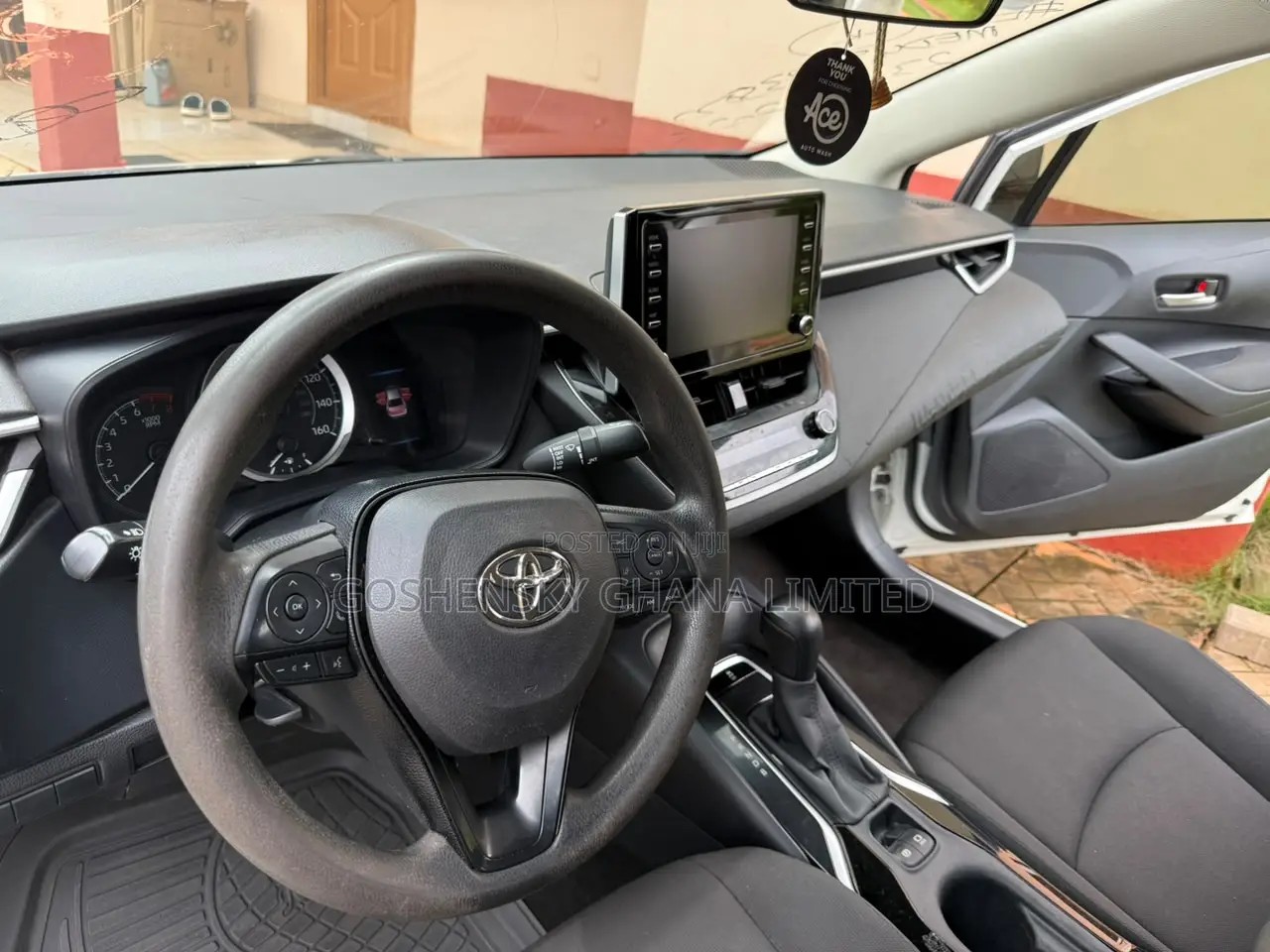 Toyota Corolla L 2020 White